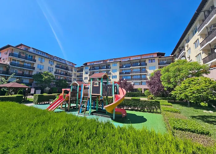 трехкомнатный с видом на море