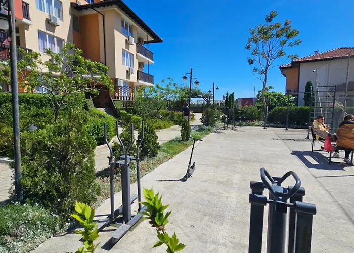 трехкомнатный с видом на море Apartament *