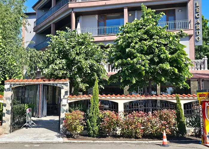 трехкомнатный с видом на море Aheloi