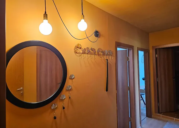 трехкомнатный с видом на море *