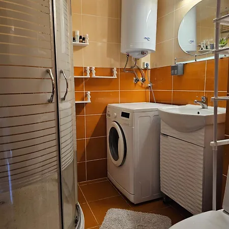 Apartamento трехкомнатный с видом на море Aheloy